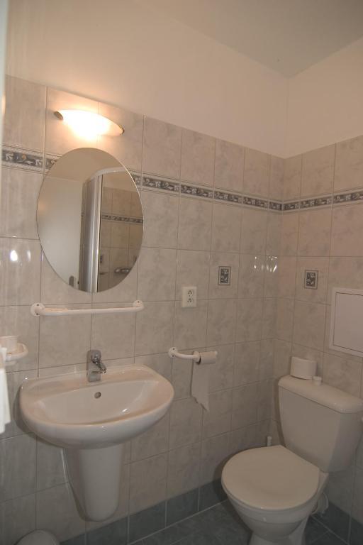 Zvíkovské Podhradí Pivovarsky Dvur Zvikov חדר תמונה